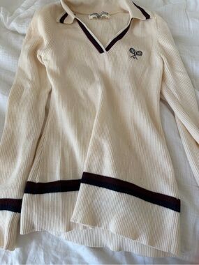 Tory Sport Cream V‑Neck Ribbed Sweater with Navy & Burgundy Trim